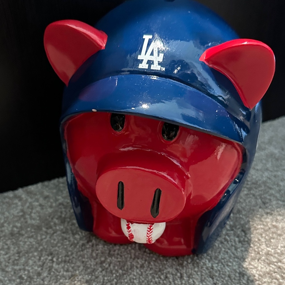 Los Angeles DODGERS PIGGY BANK - Picture 4 of 11